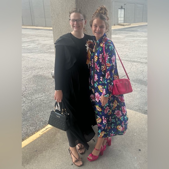 Meet your Posher, Abigail - Picture 9 of 12